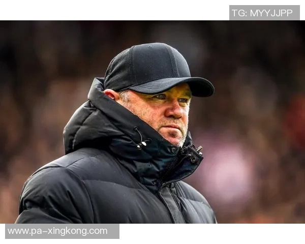 鲁尼回忆13年替补生涯与马拉多纳的温情瞬间与领带故事